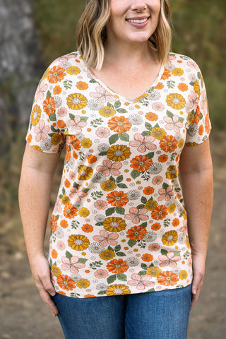 IN STOCK Chloe Cozy Tee - Fall Boho Floral