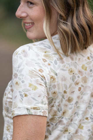 IN STOCK Sophie Pocket Tee - Neutral Floral